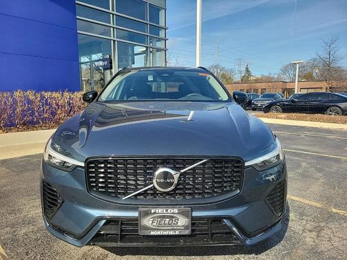 2025 Volvo XC60 Plug-In Hybrid T8 Core