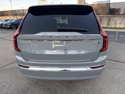 2026 Volvo XC90 B6 Plus 7-Seater