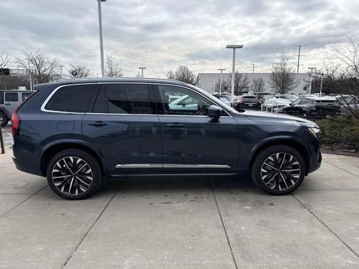 2026 Volvo XC90 B5 Plus 7-Seater