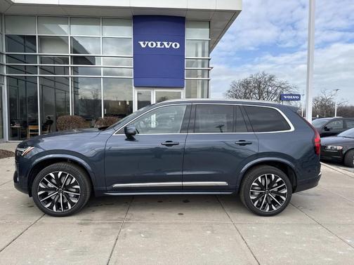 2026 Volvo XC90 B5 Plus 7-Seater