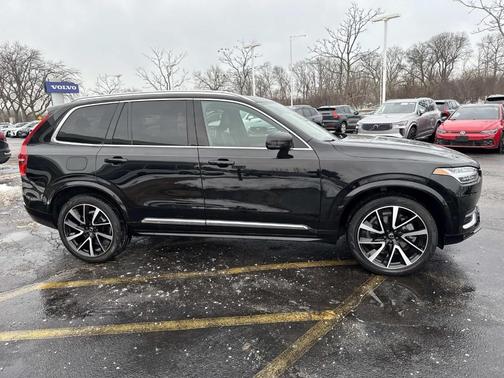 2023 Volvo XC90 B6 Plus 6-Seater