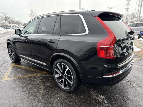 2023 Volvo XC90 B6 Plus 6-Seater