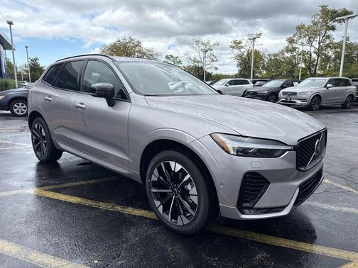 2026 Volvo XC60 B5 Plus