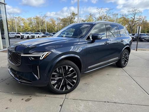 2026 Volvo XC90 B6 Plus 7-Seater