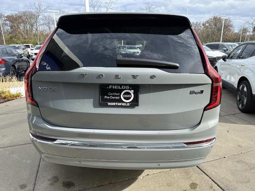 2025 Volvo XC90 B6 Plus 7-Seater