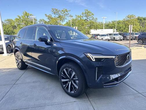Denim Blue 2026 Volvo XC90 B5 Core