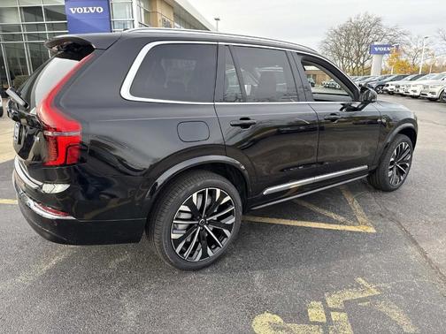 2026 Volvo XC90 Plug-In Hybrid T8 Ultra 7-Seater