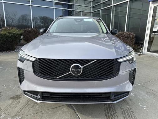 2026 Volvo XC90 B6 Ultra Dark Theme 7-Seater