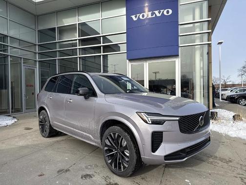 2026 Volvo XC90 B6 Ultra Dark Theme 7-Seater