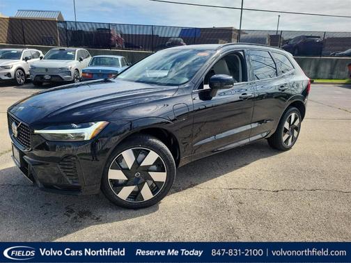 2025 Volvo XC60 Plug-In Hybrid T8 Plus
