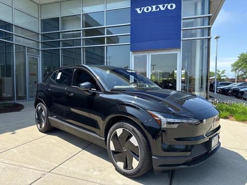 2025 Volvo EX30 Twin Motor Plus