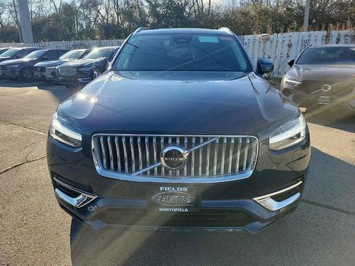 2025 Volvo XC90 B6 Plus 7-Seater