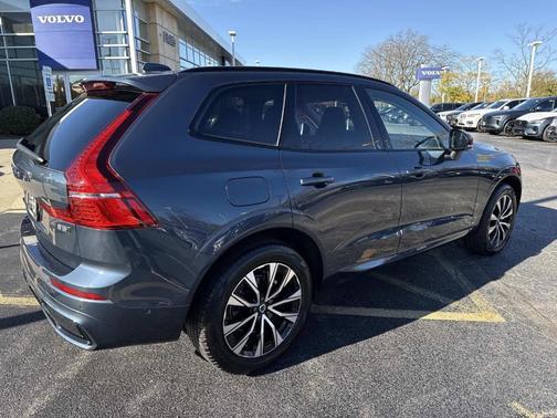 2025 Volvo XC60 B5 Plus