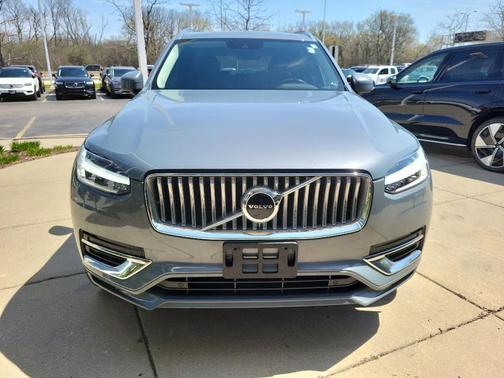 2022 Volvo XC90 Recharge Plug-In Hybrid T8 Inscription Expression Extended Range 7P