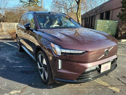 2025 Volvo EX90 Twin Motor Performance Ultra 6-Seater