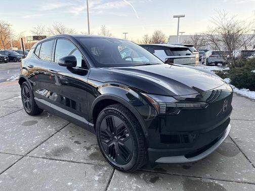 2026 Volvo EX30 TWIN MOTOR CROSS COUNTRY ULTRA