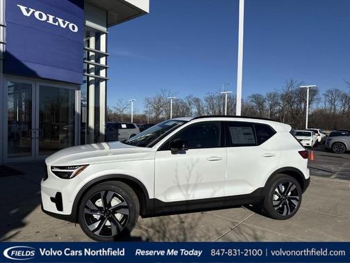 2026 Volvo XC40 B5 Ultra