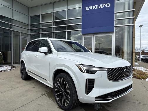 2026 Volvo XC90 Plug-In Hybrid T8 Plus 7-Seater