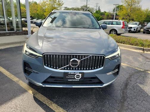 2022 Volvo XC60 Recharge Plug-In Hybrid T8 Inscription Expression Extended Range