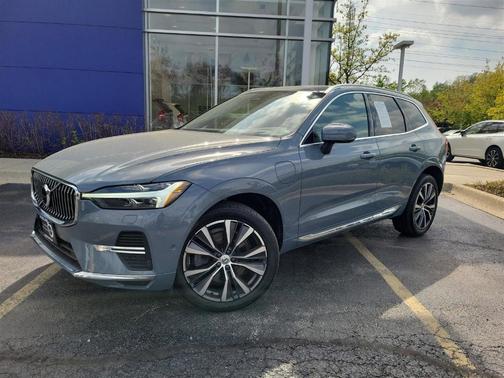 2022 Volvo XC60 Recharge Plug-In Hybrid T8 Inscription Expression Extended Range