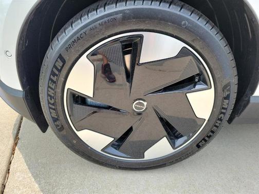 2025 Volvo EX30 Twin Motor Ultra