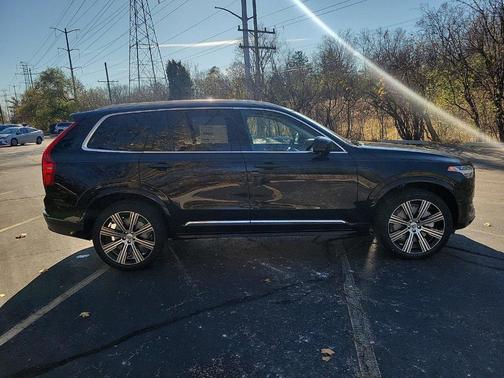 2025 Volvo XC90 Plug-In Hybrid T8 Plus 6-Seater