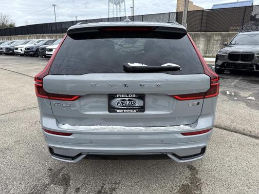 2026 Volvo XC60 B5 Ultra