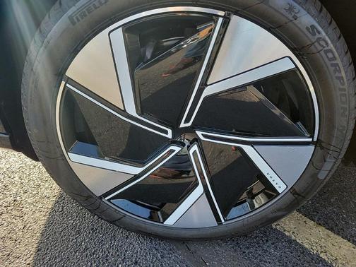 2025 Volvo EX90 Twin Motor Ultra