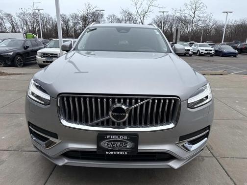 2024 Volvo XC90 B6 Plus Bright Theme 7-Seater