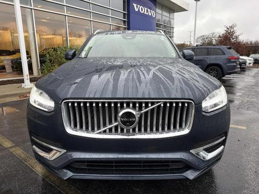 2023 Volvo XC90 B6 Ultimate 6-Seater