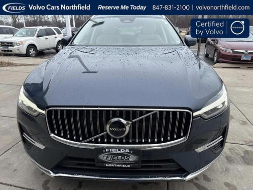 2023 Volvo XC60 B5 Plus Bright Theme