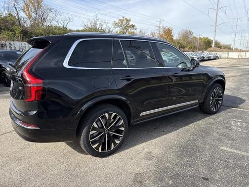 2026 Volvo XC90 B6 Plus 7-Seater