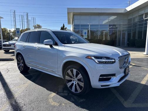 2024 Volvo XC90 Recharge Plug-In Hybrid T8 Plus 6 Passenger