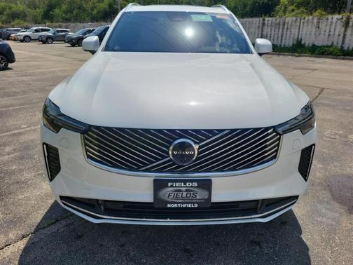 2025 Volvo XC90 B6 Plus 7-Seater