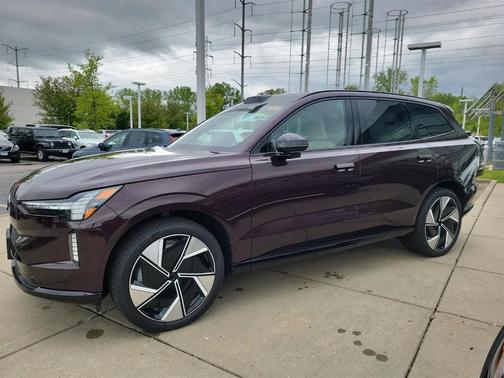 2025 Volvo EX90 Twin Motor Performance Ultra 6-Seater
