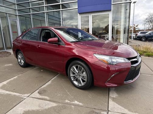 2017 Toyota Camry SE