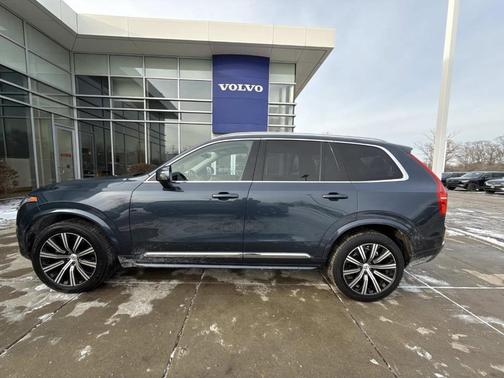 2023 Volvo XC90 B6 Plus 6-Seater