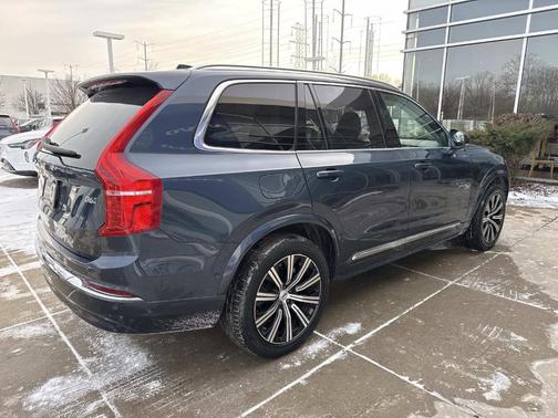 2023 Volvo XC90 B6 Plus 6-Seater