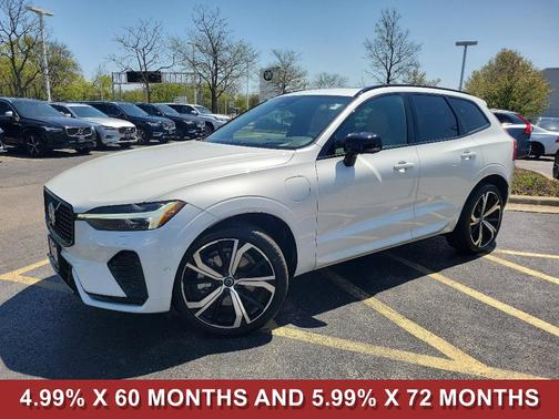 2023 Volvo XC60 Recharge Plug-In Hybrid T8 Ultimate Dark Theme