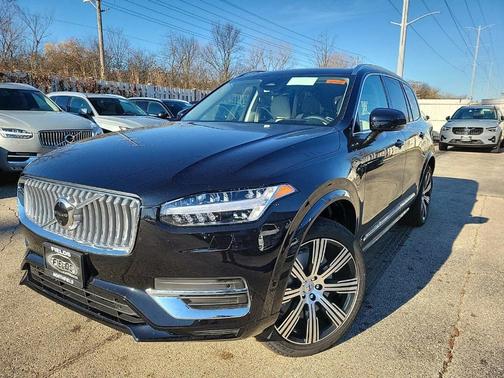 2025 Volvo XC90 Plug-In Hybrid T8 Ultra 6-Seater