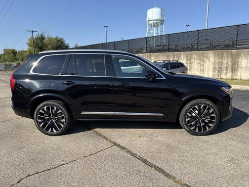 2026 Volvo XC90 B6 Ultra 7-Seater
