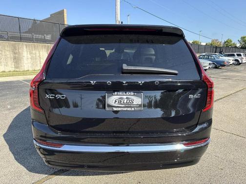 2026 Volvo XC90 B6 Ultra 7-Seater