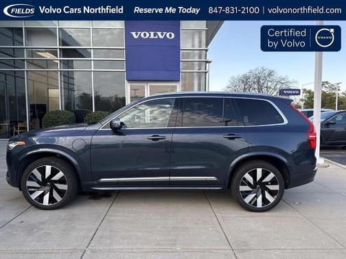 Denim Blue Metallic 2025 Volvo XC90 Plug-In Hybrid T8 Plus 7-Seater