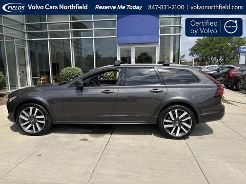 Platinum Gray Metallic 2025 Volvo V90 Cross Country B6 Ultra