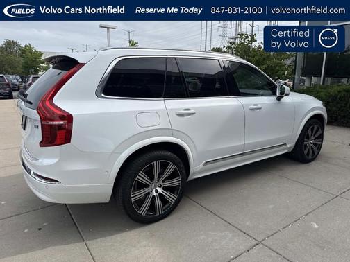 Crystal White Metallic 2023 Volvo XC90 B6 Ultimate 6-Seater