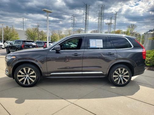 2023 Volvo XC90 B6 Plus 7-Seater