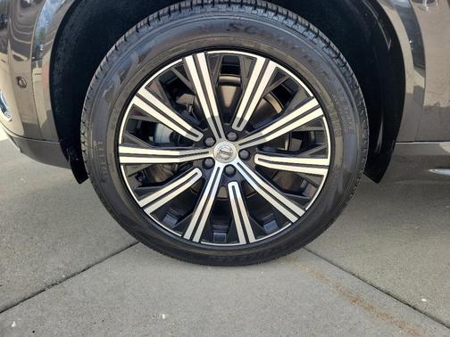 2023 Volvo XC90 B6 Plus 7-Seater