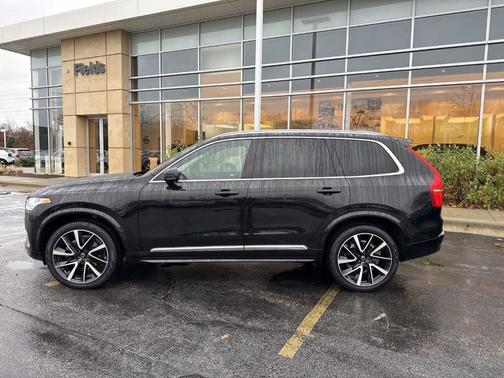 2024 Volvo XC90 B6 Plus Bright Theme 6-Seater