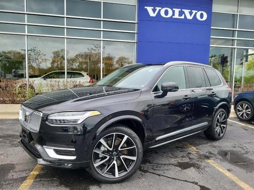 2025 Volvo XC90 B6 Plus 7-Seater