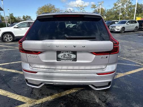 2026 Volvo XC60 B5 Plus